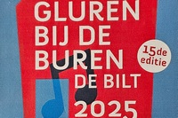 2025-03_Gluren bij de buren album